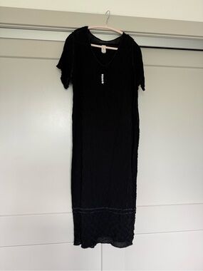 GARB Rayon Black Short-Sleeve V-Neck Maxi Dress Semi Sheer